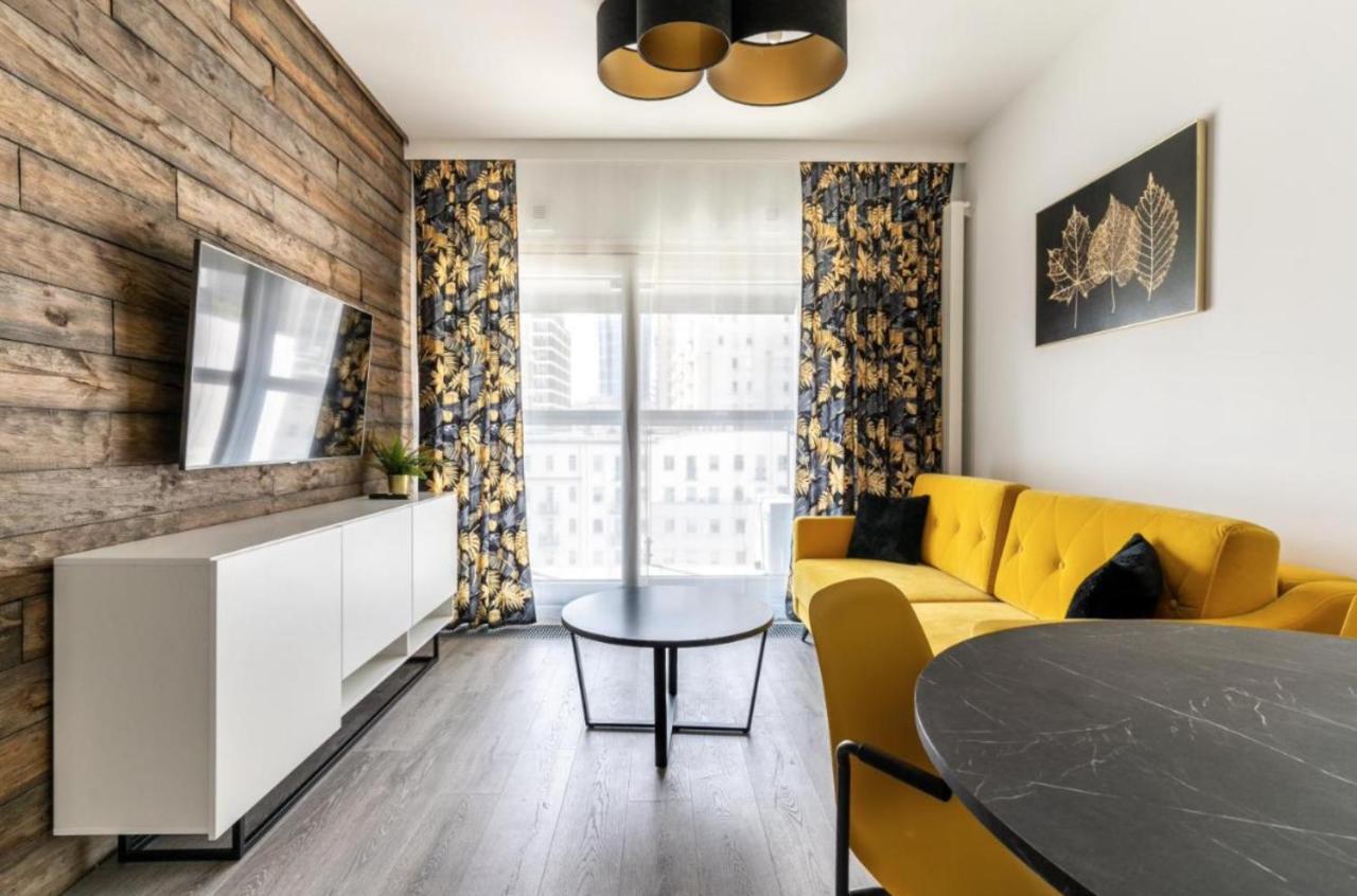 Apartament Mennica - Center - Golden